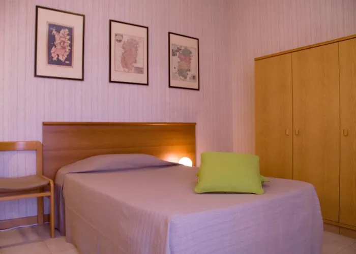 Residence Ulivi E PalmeAlbergo